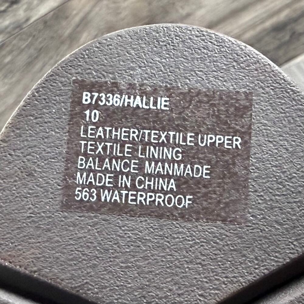 NEW Blondo Hallie 10M Taupe Suede Waterproof Chelsea Boots Booties - Picture 10 of 11